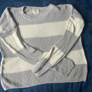 Hippie Rose Light Gray Knit Top